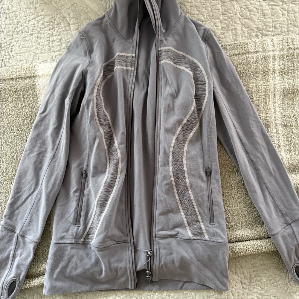 Lululemon Women's Grey Jacket